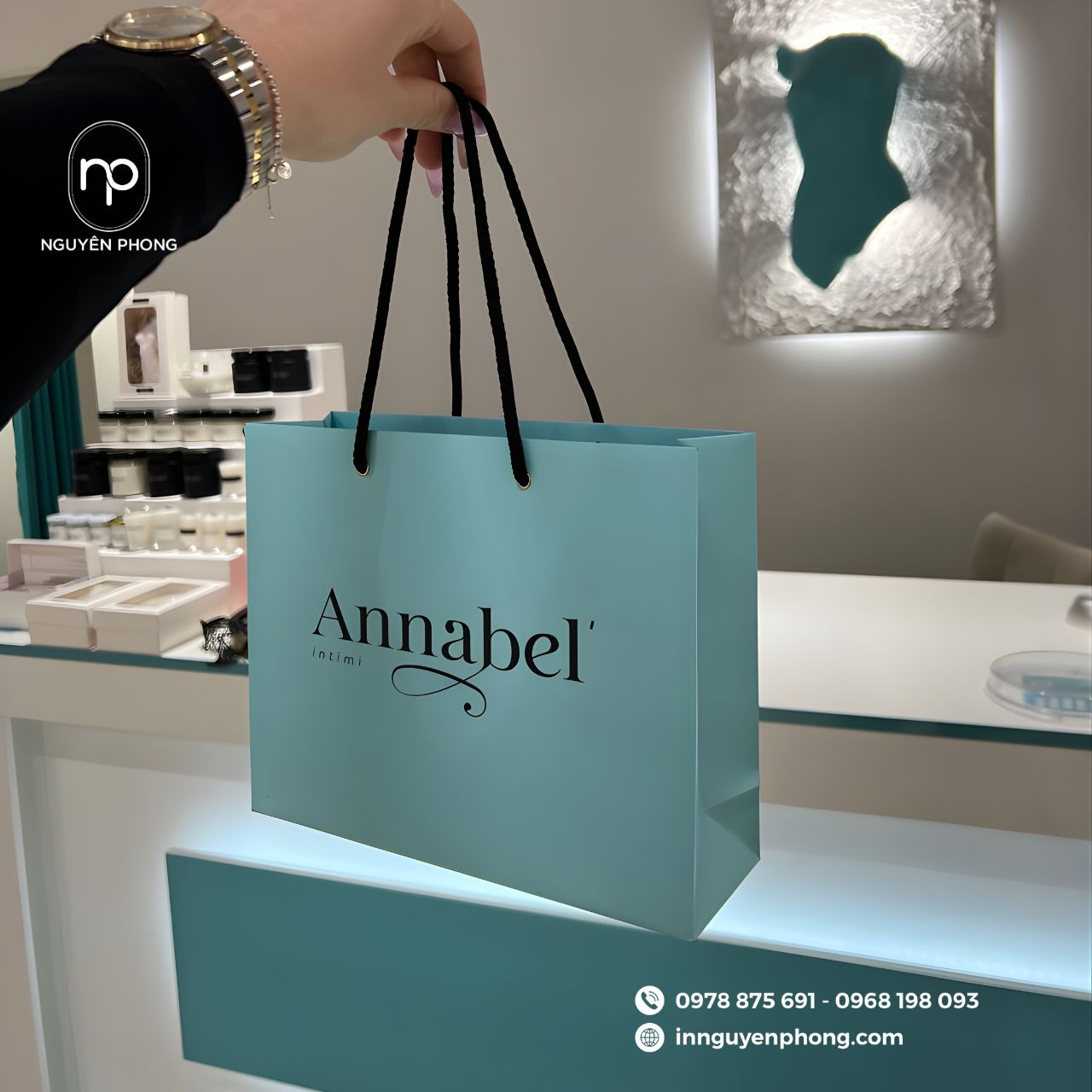 Mẫu túi giấy đựng tinh dầu cao cấp